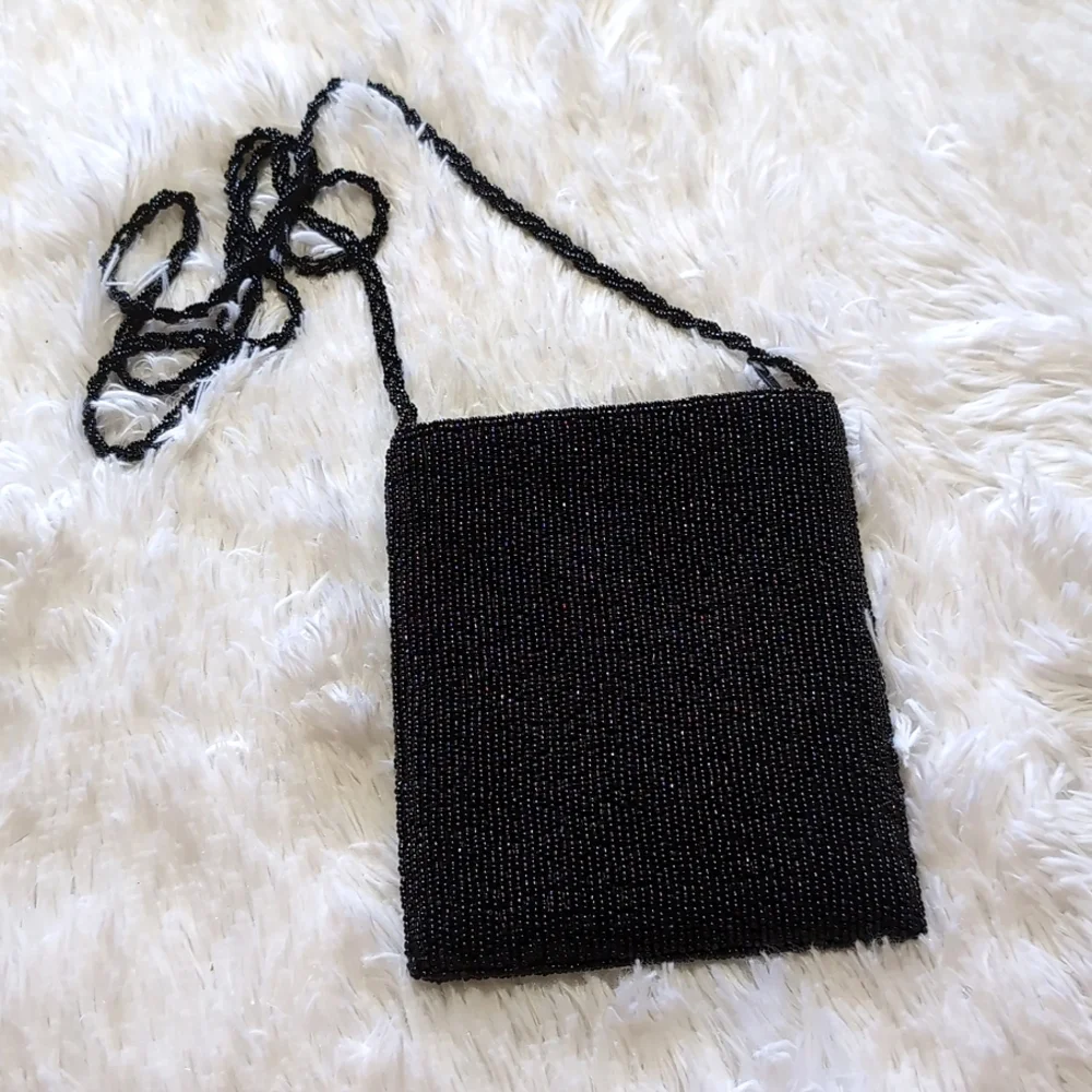 Vintage Y2K Black Beaded Sequin Pineapple Summer Cocktail Mini Crossbody - Picture 3 of 9